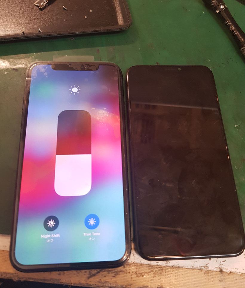 標準機能のTrueToneも修理後もしっかり機能している