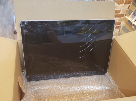 オンライン郵送修理ご利用のSurface PRO