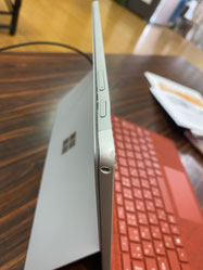 Surface PRO7switch回り曲り