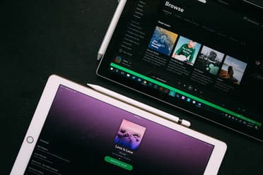 修理が終わったSurfaceとiPad