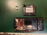 バッテリーを取り外したPixel3a