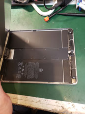iPad PRO画面取り外し