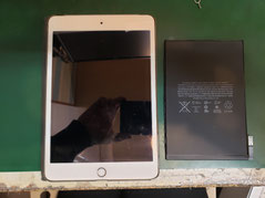 iPadに新品バッテリー取付